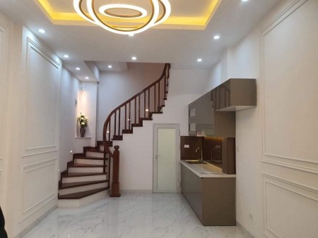 Cực phẩm nhà liền kề Lê Quang Đạo dt 30m2, 5 tầng, giá hạt rẻ 3.5 tỷ