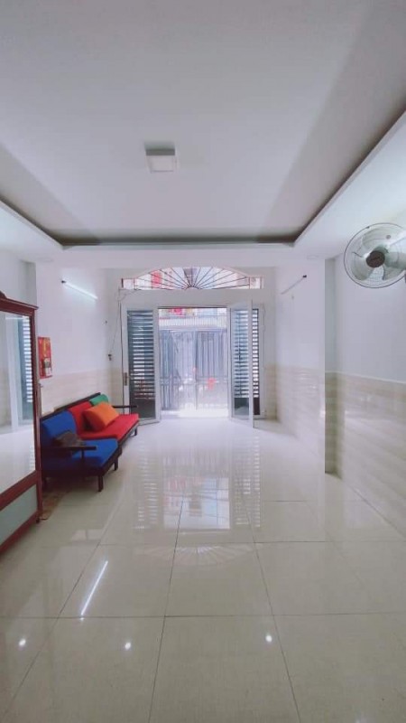 Bán nhà Trường Chinh, Quận Tân Bình, hẻm xe tải, giá bán 5.79 tỷ