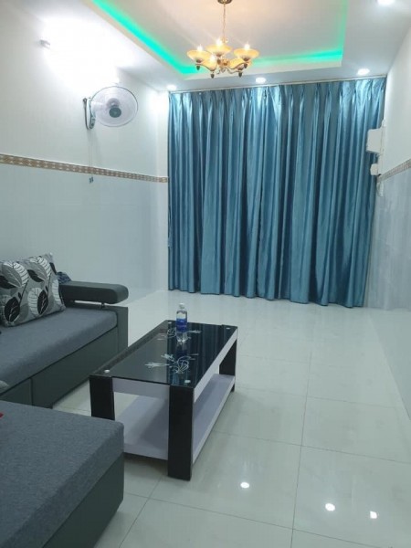 Bán nhà Nhiêu Tứ, Tặng Full Nội Thất, Ở Ngay, nhà rộng 43m2, giá bán 5.2 tỷ