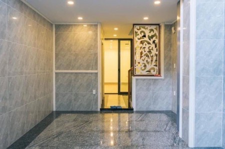 Bán nhà 7 Tầng có thang máy, Hẻm đẹp 8m 11PN Doanh thu từng vượt 110tr/tháng