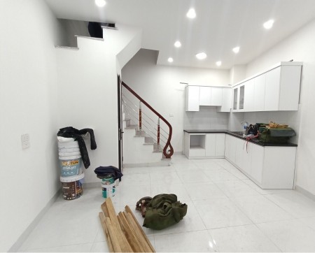 Bán nhà Hòa Bình 7, Hai Bà Trưng, 32m2 x 4 Tầng Nhỉnh 2 tỷ mới đẹp ở ngay LH 0944267031