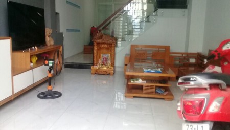 Nhà Nguyên Căn, Nội Thất Đầy Đủ, 2PN, 2WC, Ngay Đường 22, Linh Đông