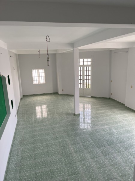 Nhà mới HXT Tân Hương(10x15m) trệt, 3 lầu, 4 phòng ngủ, 3 sàn suốt