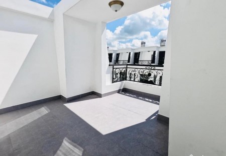 Nhà phố TM nằm trong khu compound 3MT sông vàm thuật Q12. Giá 4ty9/căn, SHR có ngân hàng hỗ trợ