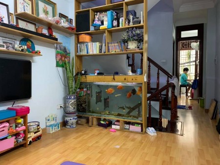 Bán nhà Trần Cung, Cầu Giấy, ô tô đỗ diện tích 45m2, giá 5.55 tỷ