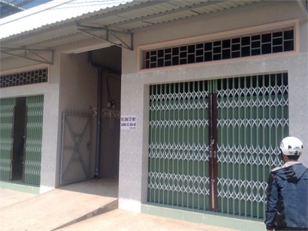Nhà trọ 16 phòng đang cho thuê kín, sát cụm KCN lớn, đông dân, thu nhập 23tr/tháng, giá 1.75 tỷ