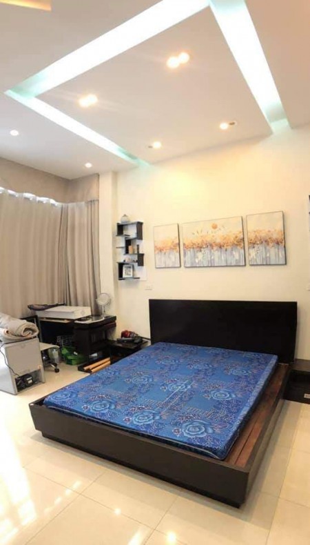 Bán nhà hẻm xe hơi Nguyễn Văn Khối phường 9, Gò Vấp, dt 35m2, giá chỉ 3.3 tỷ