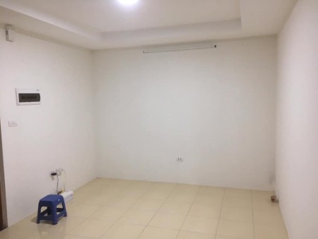Bán căn hộ 60.1m2, 2PN-2WC, giá 1.06tỷ tại CT2 Yên Nghĩa LH: 0962320441