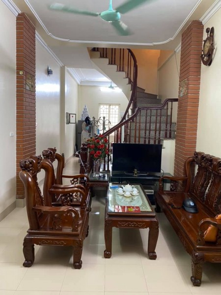 Bán nhà, Phan Đình Giot, xuống xe vào nhà, diện tích 33m2, giá 3,3 tỷ