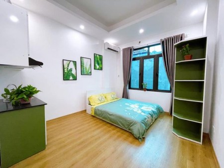 Bán nhà đẹp mới xây nội thất cao cấp đối diện ga đường sắt trên cao giá 4.2 tỷ