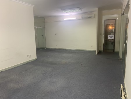 Cho thuê chung cư 34T Trung Hòa Nhân Chính 2PN 130m2 làm văn phòng 11 triệu. LH 0377983070