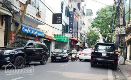 Nhà ngay phố phạm văn đồng Quận Bắc Từ Liêm, diện tích 39m2, giá 2,6 tỷ