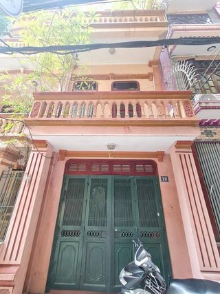 Quang Trung Hà Đông nhỉnh 5 tỷ sát phố 100m2 mặt tiền: 5m ô tô đổ cửa