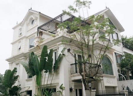Bán Biệt Thự Minh Tâm Long Biên 135 m2, 4 tầng, Mt 9m, giá 18,9 tỷ nội thất cao cấp