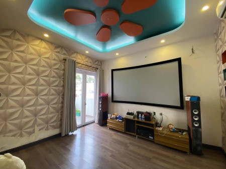 Bán Nhà Đẹp 85m2 Công nhận đủ, Hẻm Vip 12m Nguyễn Trãi sát Q1, Khu dân trí cao