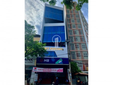 Văn phòng cho thuê Quận Hải Châu tòa nhà Việt Building giá 10.7$/m2