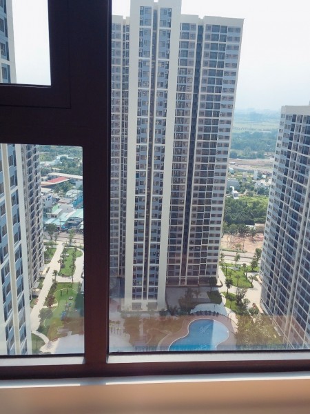 Cần bán gấp căn hộ chính chủ Vinhomes Quận 9, dt 69m2, giá thoả thuận