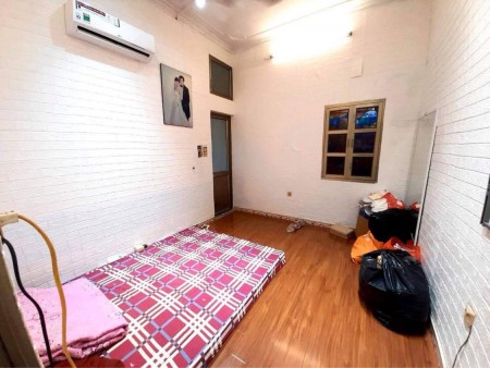 Bán gấp nhà mặt ngõ Văn Hương ô tô kinh doanh, giá bán 4.65 tỷ
