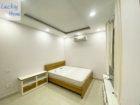 Cho thuê căn hộ duy nhất 2 pn, có ban công tại Bình Thạnh, an ninh