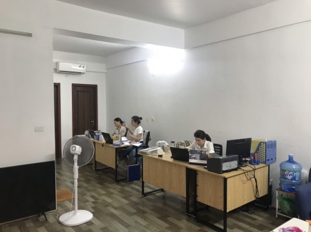 Bán căn hộ view hồ VP6 Linh Đàm. LH chính chủ:0866680225 (Miễn trung gian)