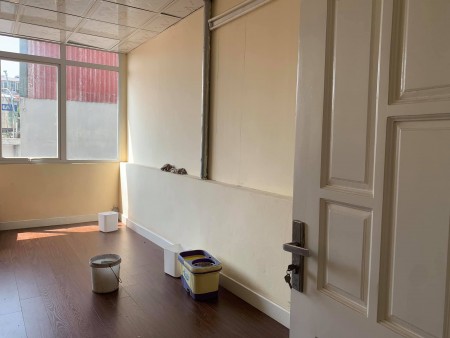 Nhà đường Yên Lãng, Đống Đa cách phố 10m, ngõ thông, kinh doanh nhỏ, dt 34m2, 5 tầng, giá 3.5 tỷ
