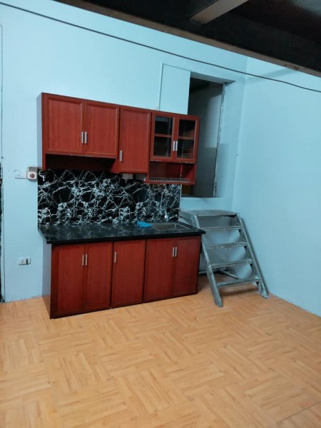Bán nhà Cổ Nhuế 32m2, hàng hiếm giá chào 2 tỷ, khu tập trung sinh viên, công năng đầy đủ
