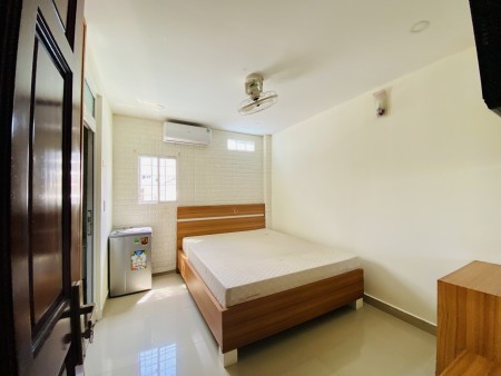 Cho thuê phòng trọ giá rẻ ở quận 7, có nội thất, giá chỉ 3,5 triệu đồng/tháng
