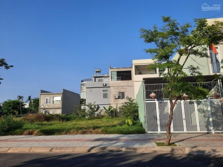 Ngân hàng giải ngân lô đất 136m2,đường 13.5m, kề bến xe Đức Long, 5p đi biển