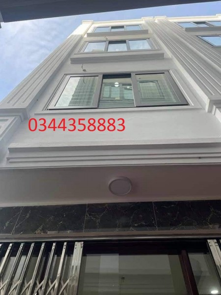 Bán nhà nguyên căn mới tinh, diện tích 37m2, 5 tầng Hai Bà Trưng Gía nhỉnh 4 tỷ