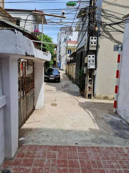 Bán 5 căn nhà phân lô mới xây Thụy Phương ôtô đỗ cửa, 5 tầng, thiết kế hiện đại, sang trọng.