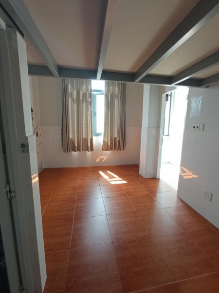 Cho thuê phòng trọ rộng rãi cửa số lớn ở được 4 người Lý Phục Man quận 7 giá chỉ 4 triệu