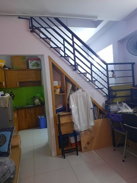 Bán nhà Phan Đình Phùng, Hợp Gia Đình Nhỏ, Ở Ngay, 2 tầng đúc, 2.65 tỷ