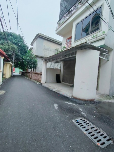 Bán nhà Thị trấn Trâu Quỳ Gia Lâm, ô tô tải vào nhà, dt 40m2, 5m mặt tiền, gần 2 tỷ