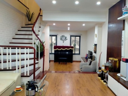 Nhà đẹp Sài Đồng thiết kế quá đẹp tiện ích vây quanh ở sướng một bước sang Vinhomes