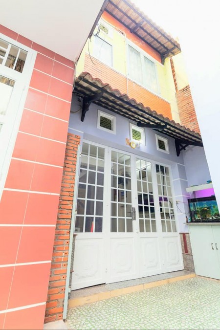 Bán nhà Phan Văn Trị, cách hẻm xe hơi 10m, dt 3.5x5m, giá 1ty980
