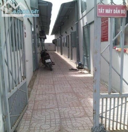 Nhà trọ 16 phòng đang cho thuê kín, sát cụm KCN lớn, đông dân, thu nhập 23tr/tháng, giá 1.750 tỷ