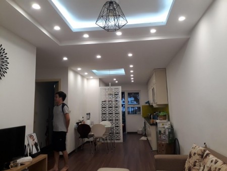Chính chủ cần bán căn hộ tầng đẹp HH3C Linh Đàm dt 71m2, nội thất đầy đủ giá 1.28 tỷ