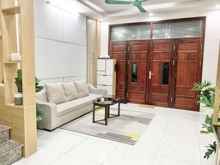 Bán nhà Hà Đông, ô tô đỗ cửa lô góc, diện tích sử dụng 36m2, 4 tầng, giá bán 2.65 tỷ