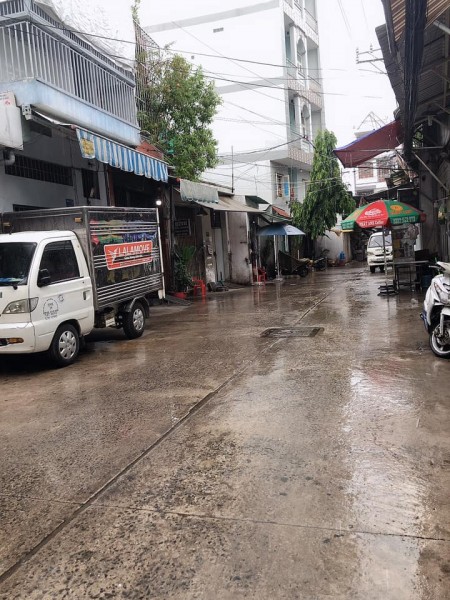 Bán nhà Chính Chủ 1 đời, DT 4.2x28 Nở hậu 9m, HXH 8m, ngay ngã 4 Âu Cơ, Lạc Long Quân