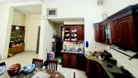 Bán nhà Tây Hồ, ngõ 3 gác ánh sáng tràn ngập full nội thất dt 41m2, 6 tầng giá 5.9 tỷ, lhcc