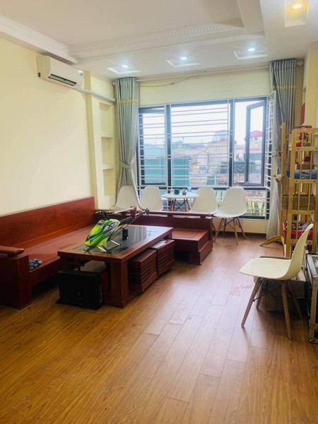 Bán gấp nhà phố Tân Mai Hoàng mai ô tô đỗ cửa làm văn phòng kinh doanh đỉnh