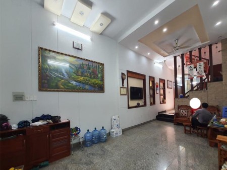Nhà 80m2 nở hậu nhẹ. nhà 4 tầng cực đẹp gò vấp xe hơi vào nhà