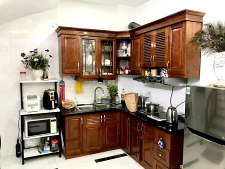Bán nhà Nam Dư giá sốc 1,65 tỷ có diện tích sử dụng 41m2 sẵn nhà 2 tầng