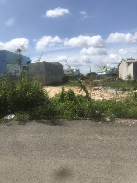 Bán đất ngay Thị trấn Đức Hòa 125m2 có thổ cư - vị trí đẹp, giá 1 tỷ 350 triệu