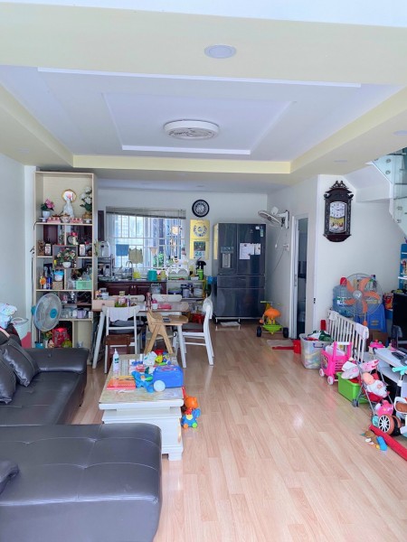 Bán nhà HXH quay đầu Âu Cơ, phường 9, Quận Tân Bình(5x10) chỉ 7.25 tỷ