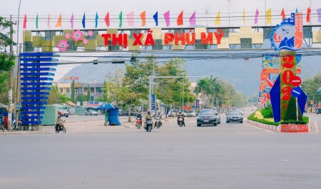 Bán lô 1.645m2 tc 100m, mặt tiền đường SHR ở Garden hill sông xoài, tx phú mỹ