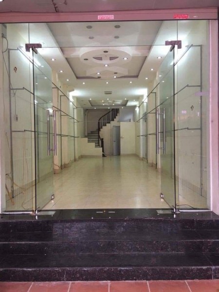 Tôi cần bán gấp nhà mặt phố Phan Đình Phùng, Hà Đông, kinh doanh buôn bán sầm uất
