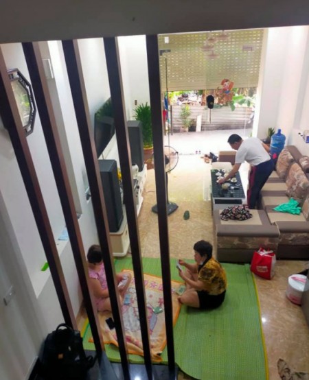 Nhỉnh 2 tỷ nhà Trịnh Văn Bô, ô tô ra vào, dt 32m2, 4. tầng, mt 3.8m, ngõ thông