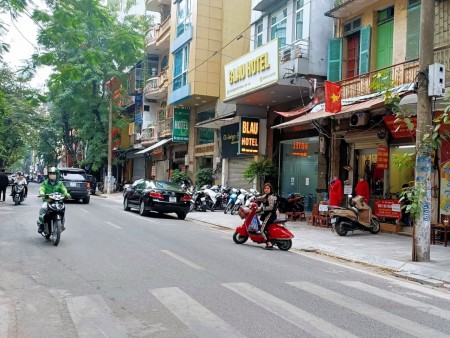 Bán Nhà Mặt Phố Vũ Trọng Phụng dt 70m 6 tầng mt 5.5m vỉa hè 30m giá 25.9 Tỷ