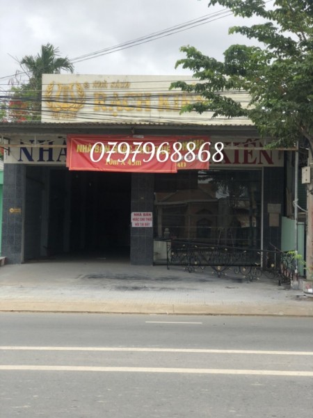 Bán gấp nhà mặt tiện thuận tiện kinh doanh buôn bán, toạ Cần Đước, Long An